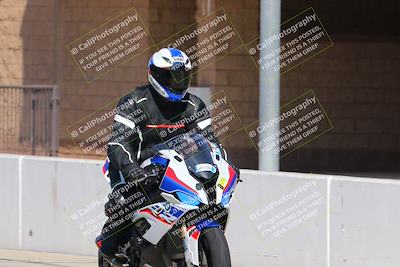 media/Aug-26-2022-Fastrack Riders (Fri) [[055e3b3c9d]]/level 2/Session 1 Start Finish/